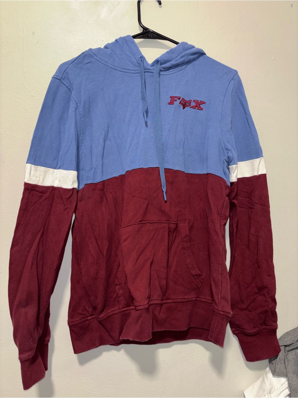 Fox Colorblock Crewneck Hoodie - Light Blue, Maroon & White - Picture 1 of 2